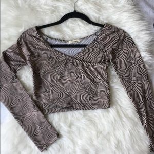 Long sleeve crop
